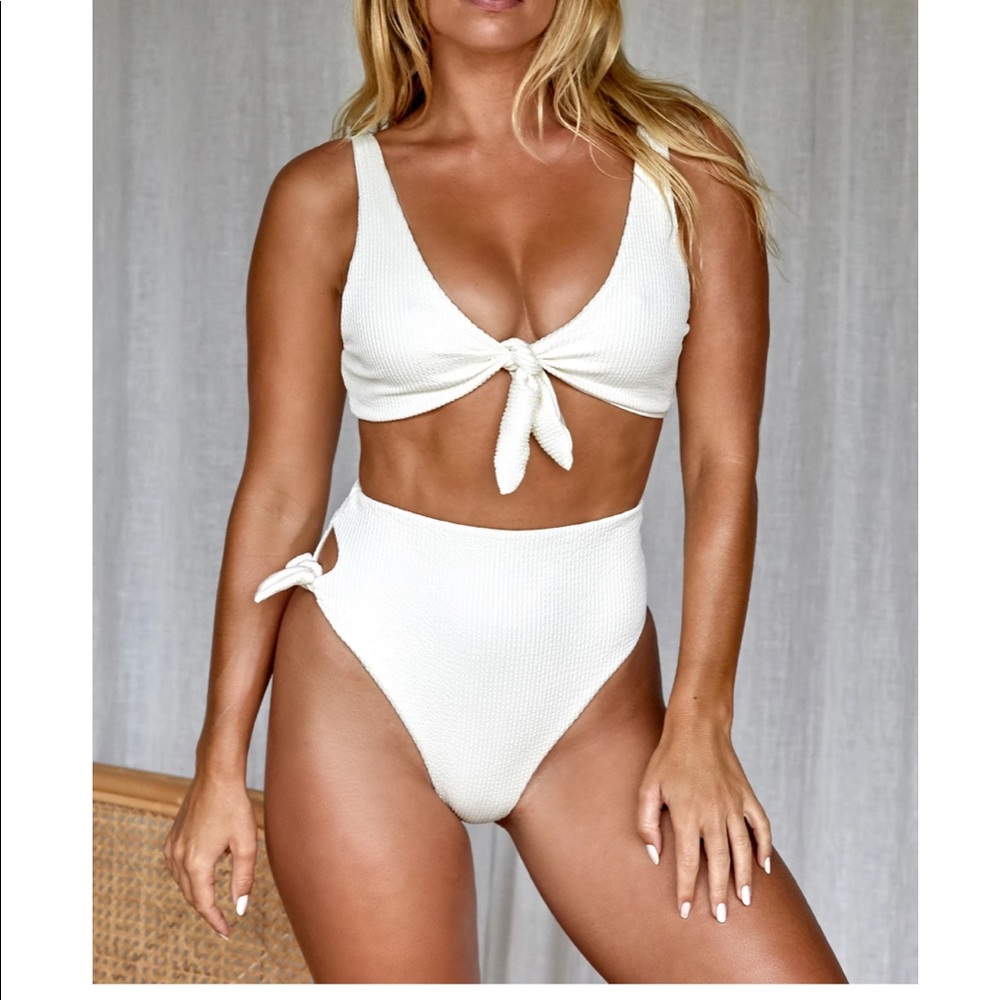 Portugal Bottom - Ivory Crinkle